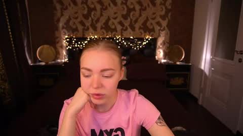  MY NAME IS Emily WELCOME EVERYONE I WILL BE HAPPY TO GIVE YOU WHAT YOU HAVE DREAMED OF FOR SO LONG online show from 04/16/26, 05:52