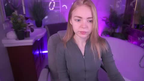  MY NAME IS Emily WELCOME EVERYONE I WILL BE HAPPY TO GIVE YOU WHAT YOU HAVE DREAMED OF FOR SO LONG online show from 04/20/26, 05:43