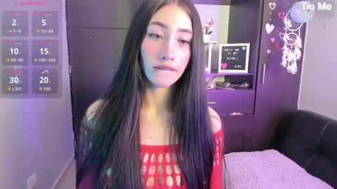 Snapshot of emilytafur chatting on 10/09/25, 08:29 Emy online show from 10/09/25, 08:29
