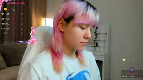 Betty online show from 06/09/26, 01:06