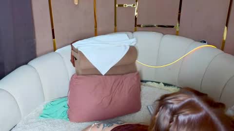 Snapshot of emilytrays chatting on 05/11/26, 12:55 Emily wish-list online show from 05/11/26, 12:55