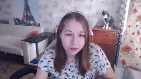 Snapshot of emilyway chatting on 02/11/25, 07:44 emilyway online show from 02/11/25, 07:44