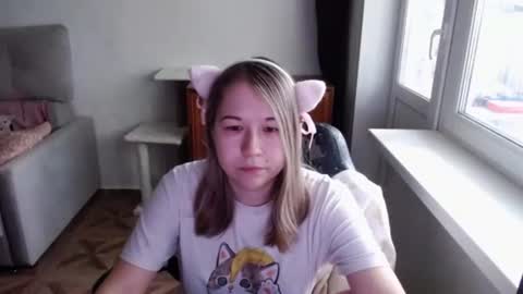 Snapshot of emilyway chatting on 06/10/26, 09:08 emilyway online show from 06/10/26, 09:08