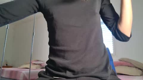 Emily ----  online show from 03/19/26, 08:51