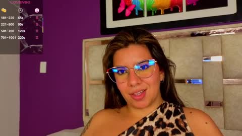 emilyy_cooperr online show from 04/01/26, 02:25