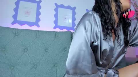 emilyy_kim online show from 03/09/25, 10:19