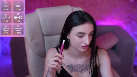 emilyymoon online show from 06/12/26, 06:23