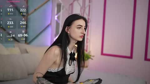 emilyymoon online show from 07/04/26, 06:08