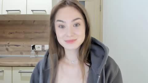 Nadya online show from 02/04/25, 04:15