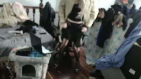 emma online show from 02/02/25, 05:48