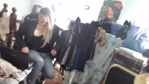 emma online show from 03/03/25, 06:26