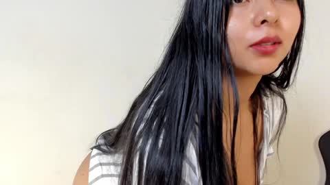 Snapshot of emma_980 chatting on 01/05/25, 11:44 emma online show from 01/05/25, 11:44