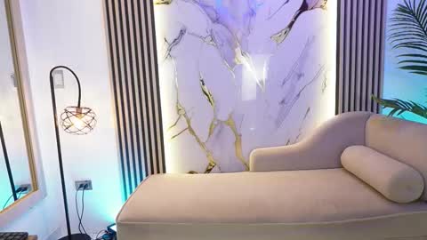 emma__walkerr_ online show from 02/28/26, 07:15