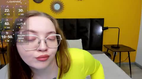 emma_adorablle online show from 09/09/25, 02:11