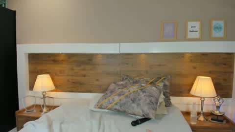 Snapshot of emma_bakker_ chatting on 01/26/25, 02:52 Emma online show from 01/26/25, 02:52