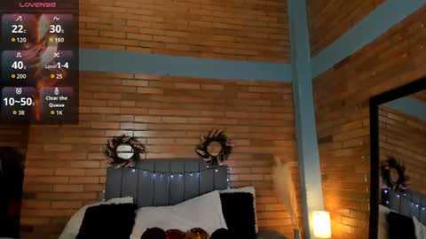 Hey Im EmmaHelp me reach 100 likes online show from 06/15/26, 07:05