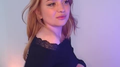 Snapshot of emma_blush69 chatting on 06/28/26, 06:41 Emma and July online show from 06/28/26, 06:41
