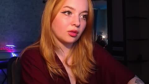 Snapshot of emma_blush69 chatting on 07/25/26, 05:38 Emma and July online show from 07/25/26, 05:38
