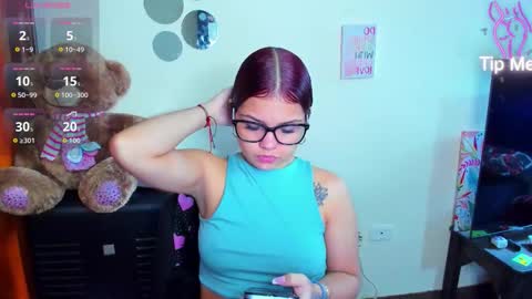 emma_boo_ online show from 02/24/26, 03:43