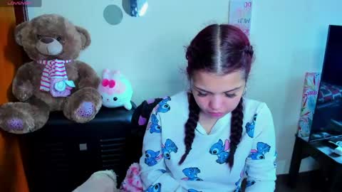 emma_boo_ online show from 04/19/26, 06:10