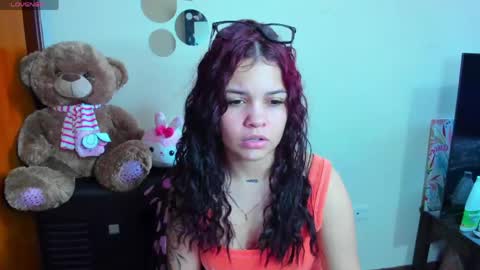 emma_boo_ online show from 04/22/26, 03:46