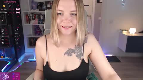 Emma online show from 12/17/25, 11:11