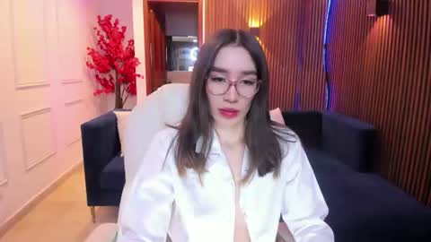 Snapshot of emma_caarter chatting on 07/10/26, 03:11 emma_caarter online show from 07/10/26, 03:11
