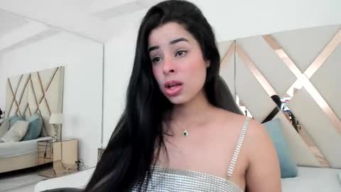 Snapshot of emma_castilloo chatting on 02/16/26, 06:26 Emma Castillo online show from 02/16/26, 06:26