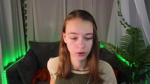 emma_chaser online show from 11/18/25, 02:28