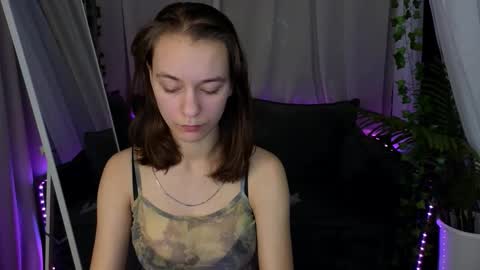 Snapshot of emma_chaser chatting on 02/04/26, 01:33 emma_chaser online show from 02/04/26, 01:33