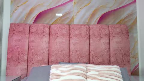 Emma online show from 02/04/26, 03:01