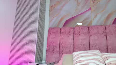 Emma online show from 02/05/26, 03:00