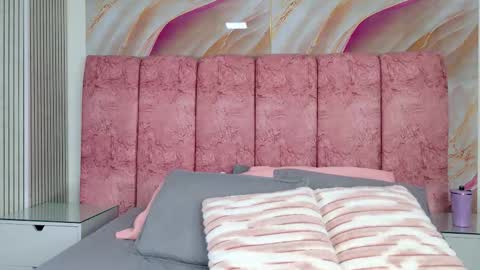 Emma online show from 02/09/26, 03:10