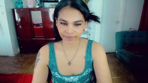 Snapshot of emma_diva chatting on 05/09/26, 07:52 emma online show from 05/09/26, 07:52