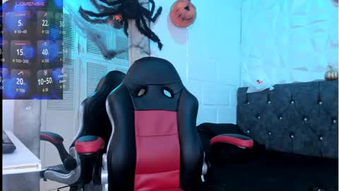emma_dl2 online show from 10/14/25, 05:03