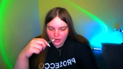 Eva online show from 09/22/25, 07:38