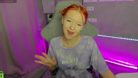 Emma online show from 04/21/26, 01:42