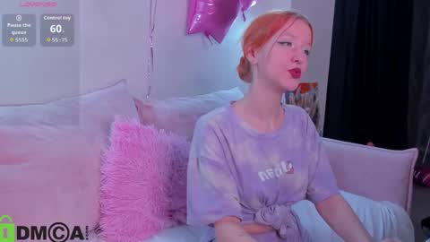 Snapshot of emma_dusk chatting on 05/22/26, 12:51 Emma online show from 05/22/26, 12:51