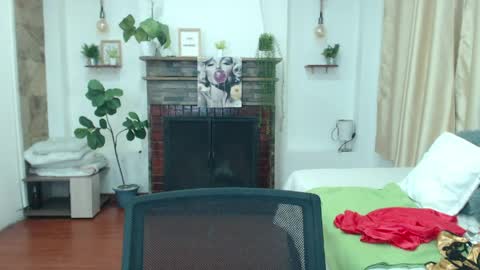 Tell me Emma online show from 04/21/26, 01:50