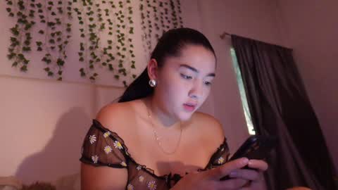 emma_johnson_ online show from 10/01/25, 02:50