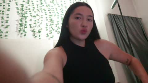 emma_johnson_ online show from 10/21/25, 01:39