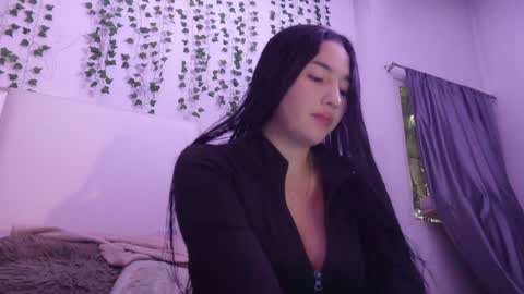 emma_johnson_ online show from 11/03/25, 01:51