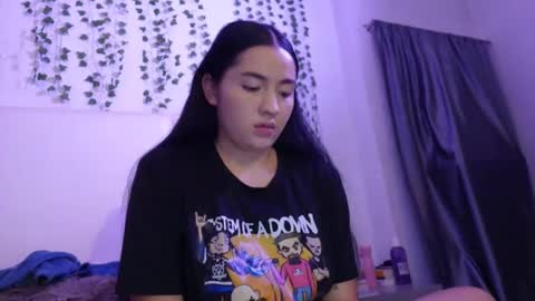 emma_johnson_ online show from 04/21/26, 01:42