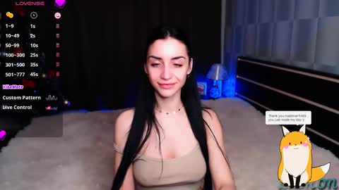 Snapshot of emma_jordan chatting on 01/17/25, 11:27 Emma online show from 01/17/25, 11:27