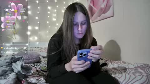 emma_just online show from 10/14/25, 07:25