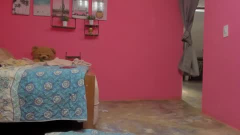 whises lits        online show from 03/06/25, 01:14