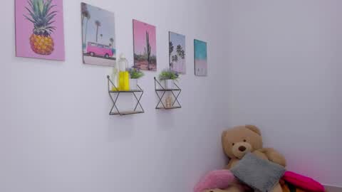 whises lits        online show from 12/01/25, 01:16