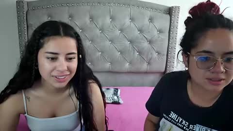 Snapshot of emma_levin chatting on 12/17/24, 07:59 Emma online show from 12/17/24, 07:59