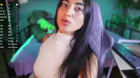 Emma online show from 04/16/26, 10:23