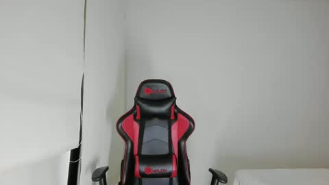 Emma 3 online show from 02/24/25, 12:20